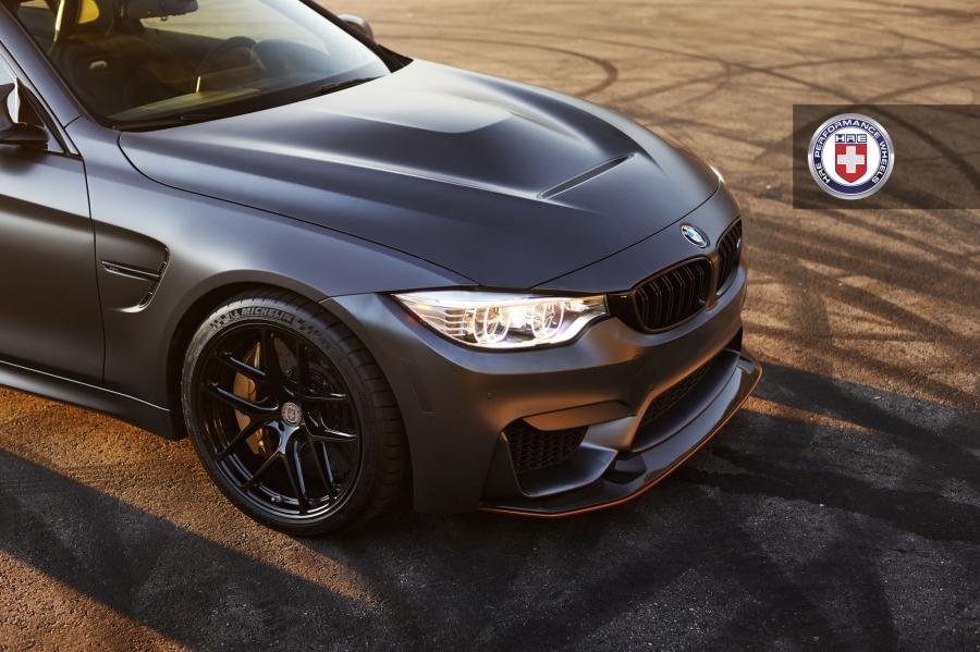 Детали экстерьера BMW M4 GTS on HRE Wheels (R101 LW) 2017 года  (фото 3 из 10)